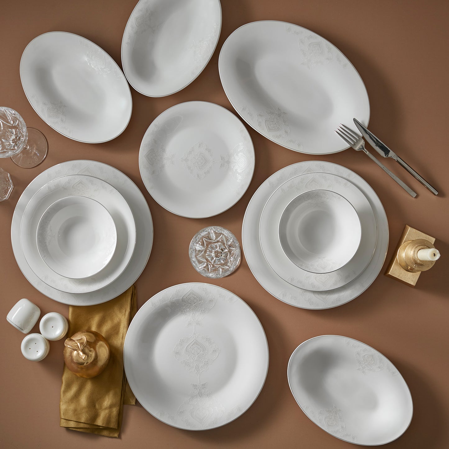 Set de veselă Karaca Fine Pearl Bella negru, 58 de piese, pentru 12 persoane