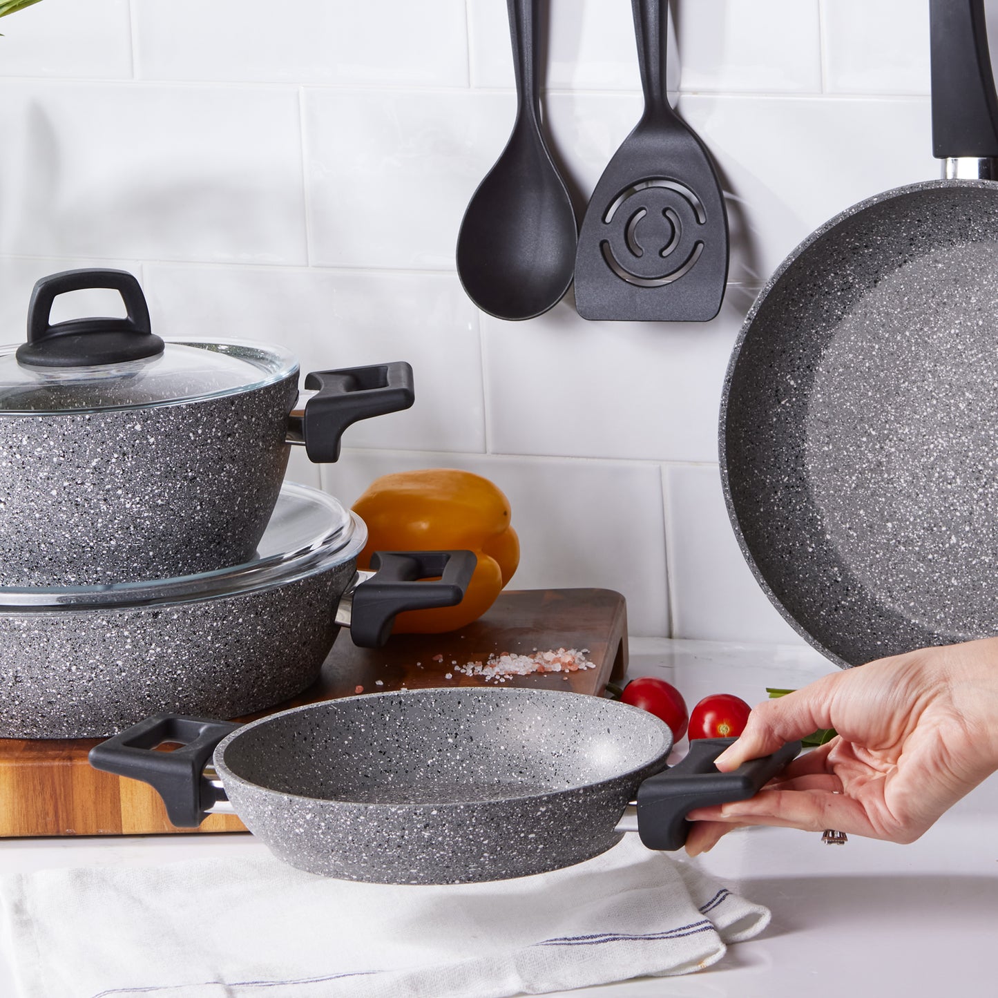 Karaca Biogranit Stella 8 Piece Cookware Set – With Serveware Gift