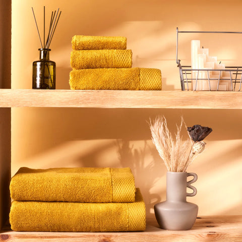 Chandler, Shower Towel, 70x140cm, Mustard