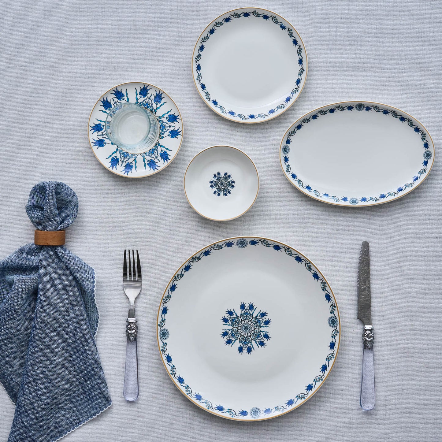 Iznik, 26 Piese, Set de mic dejun Pentru 6 persoane, Alb Multi