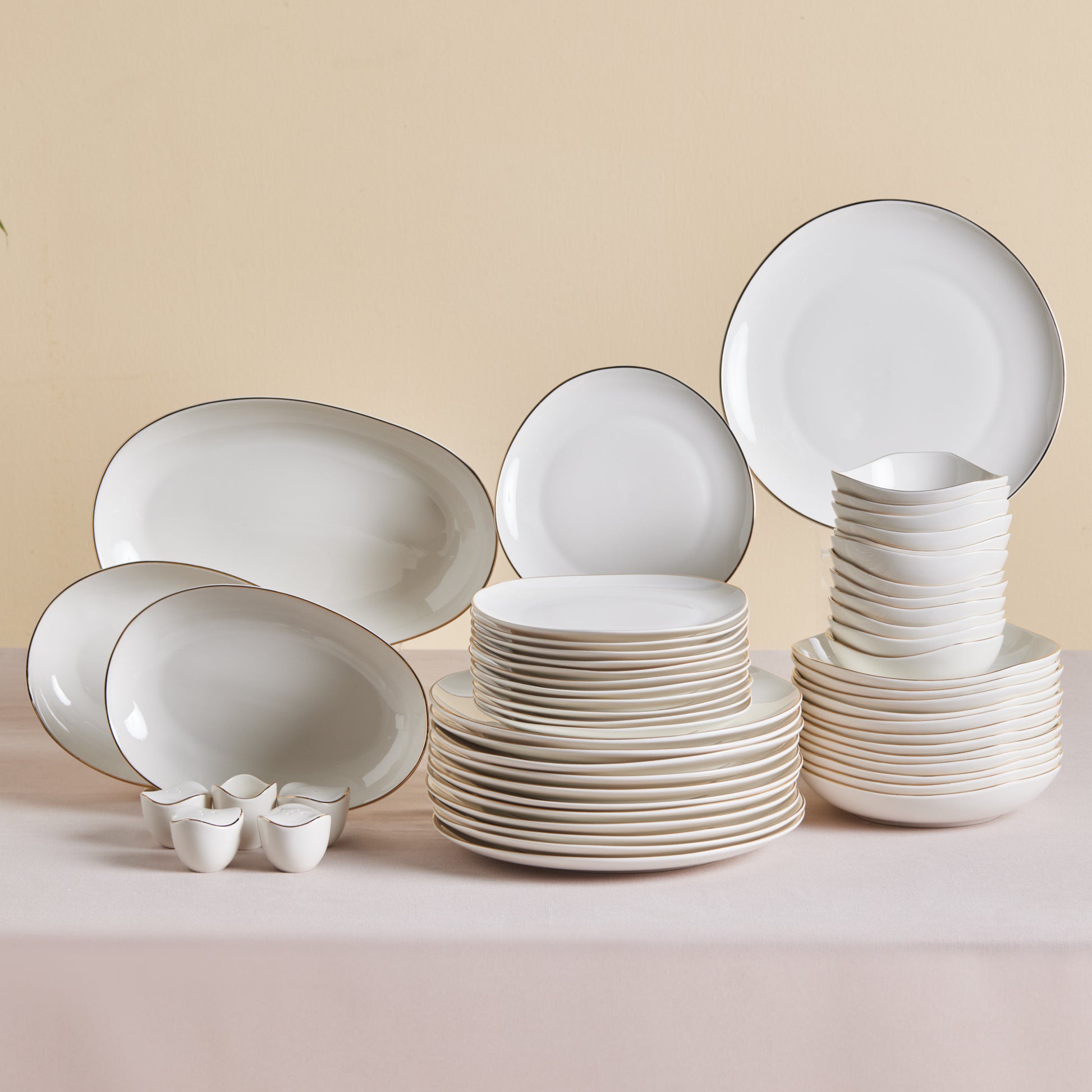 Streamline Middle, 56 Piese, Set de Veselă Pentru 12 persoane