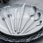 Set de tacâmuri Karaca Jayden 84 de piese, cu cutie Elegance, pentru 12 persoane