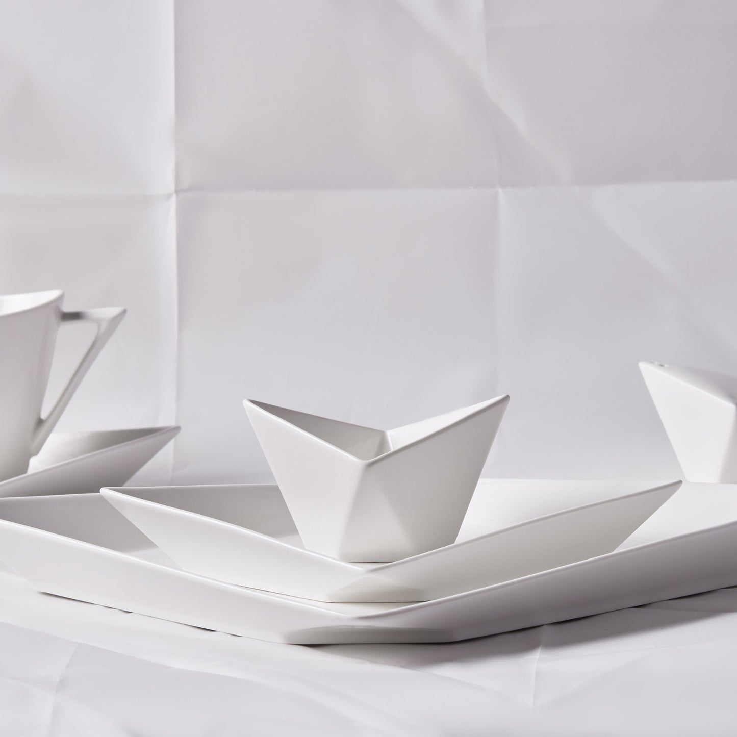 Karaca Origami 26 Bucăți Set Farfurii Pătrate din Porțelan Servire/Mic-dejun pentru 6 Persoane