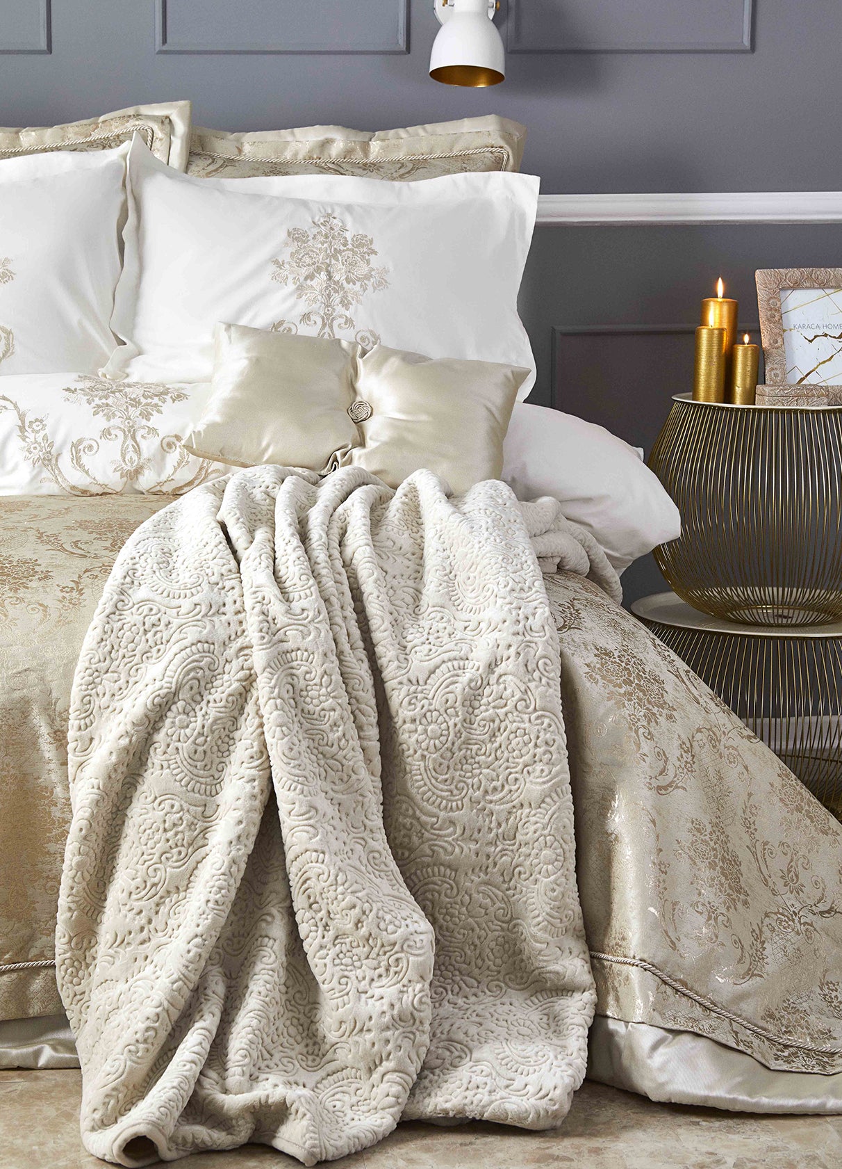 Karaca Home Mihrimah Gold 10-Piece Dowry Set